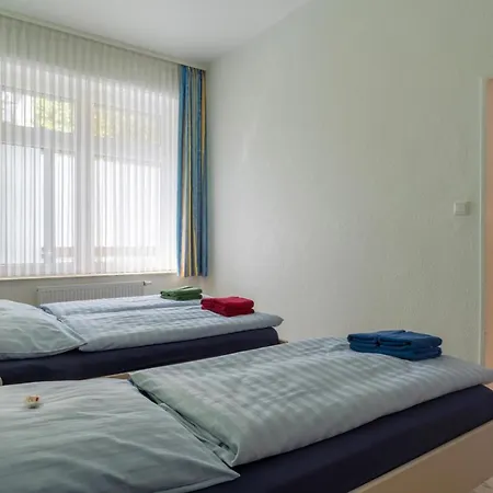 Neyland Budget Apartment