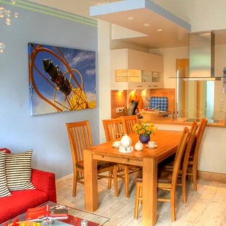 Neyland Budget Apartment *